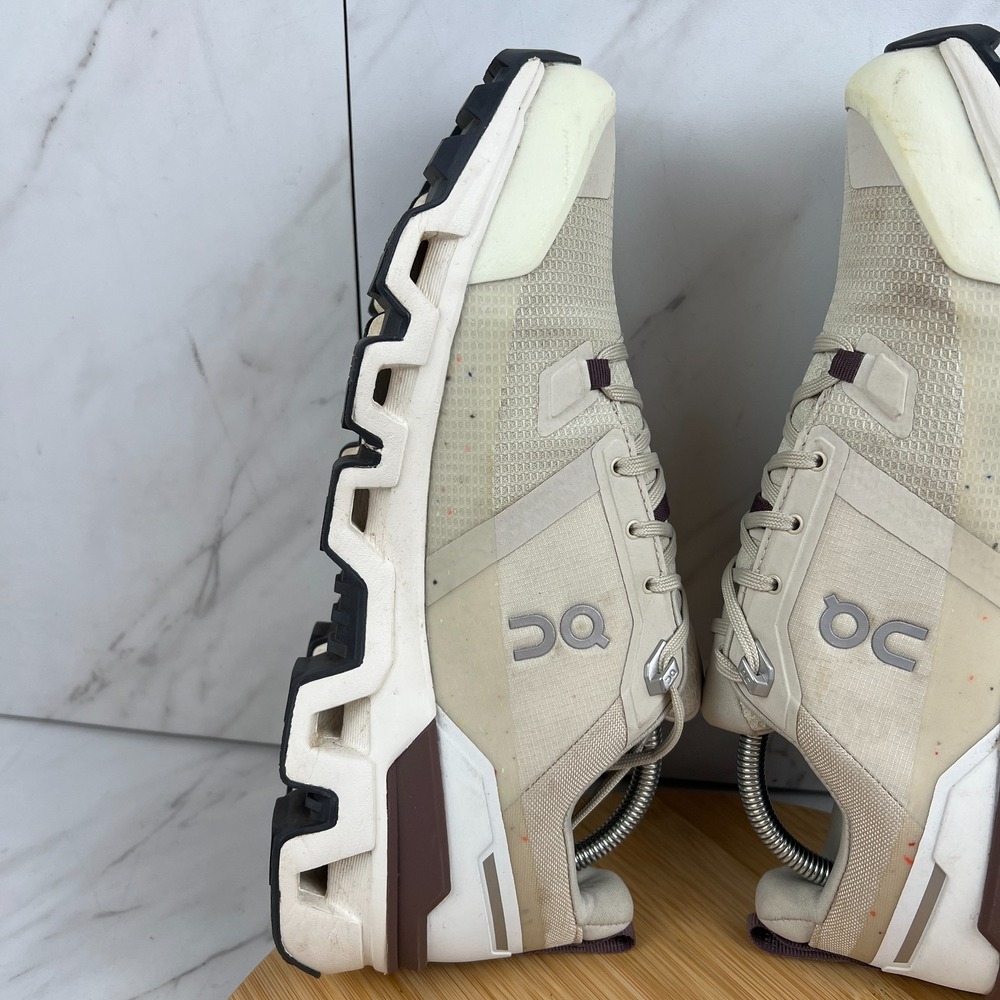 On Cloud Cloudwander Waterproof Womens Size 11 Sand Ivory Hiking Trail Shoes - Picture 5 of 13